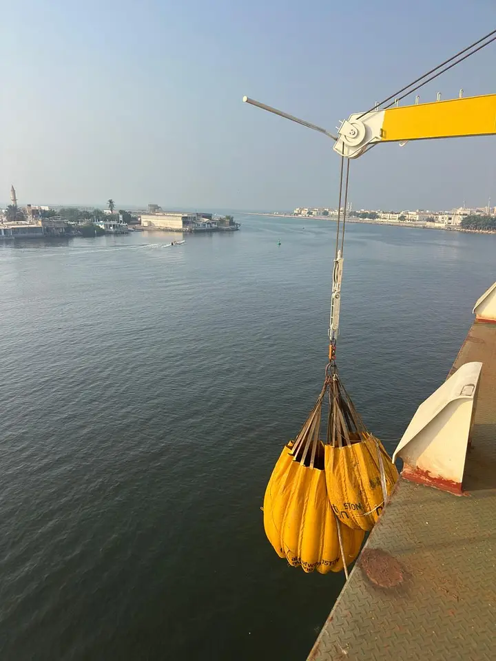 Enclosed Lifeboat Installation, Commissioning & Load Test – Ras Al Khaimah, photo 4