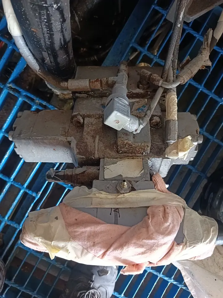 Winch, Shark Jaw & Davit Hydraulics Overhaul – Dubai Maritime City, photo 6