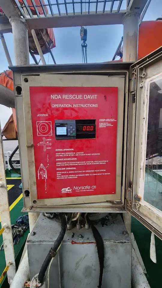 Fast Rescue Boat (FRB) Control Panel Upgrade – Khalifa Port, photo 9