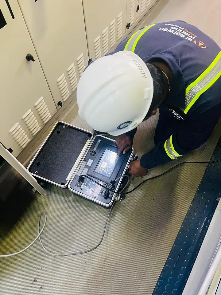 Air Circuit Breaker (ACB) Testing – Dubai Drydocks, photo 3
