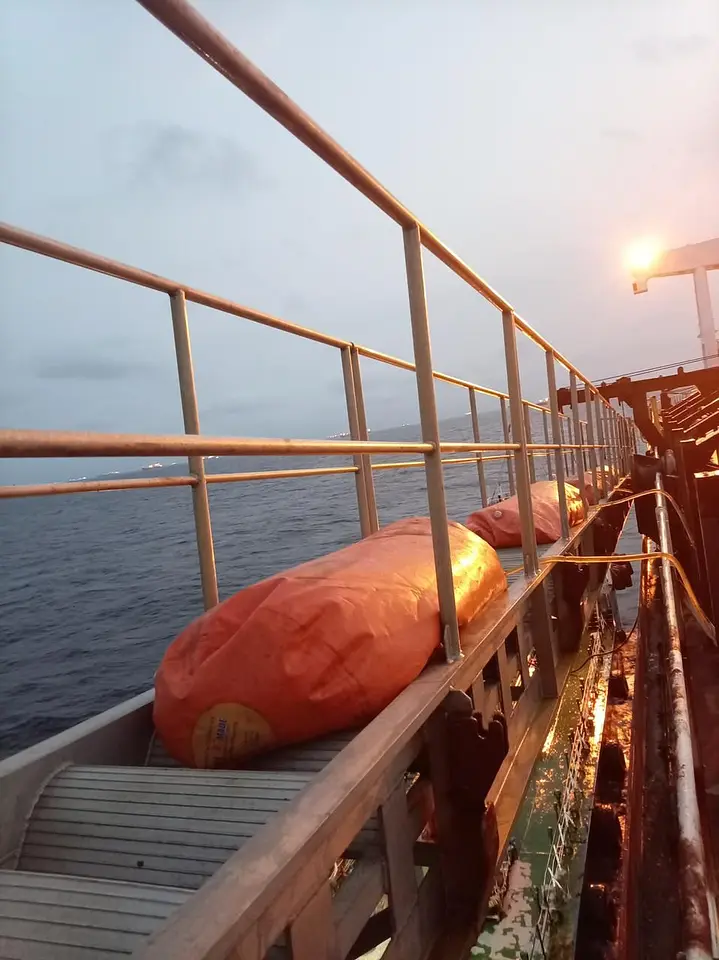 Load Testing of Lifting Equipment – Fujairah Anchorage, photo 7