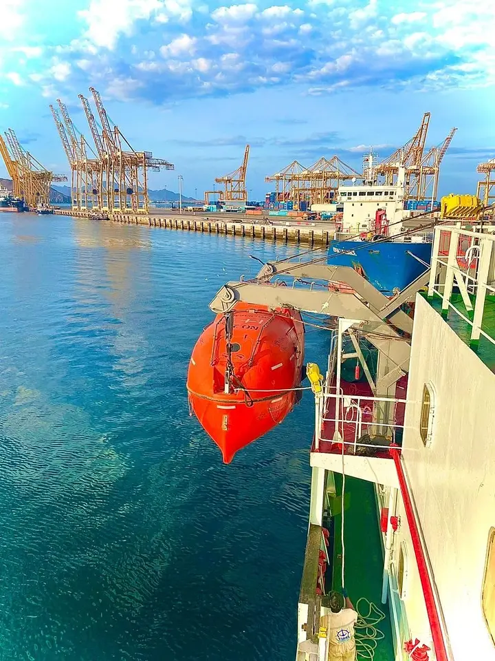 Annual Inspection of Lifeboat, Davit & Winch – Khorfakkan Port, photo 2