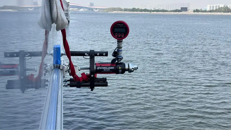 Harken Access Rail System – Pull-Out Testing | Yacht, photo 1