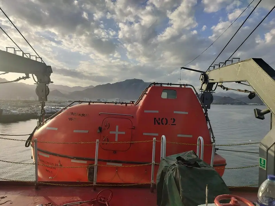 Annual Inspection of Lifeboat, Davit & Winch – Khorfakkan Port, photo 8