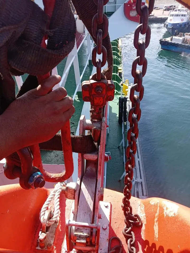 Annual Inspection of Lifeboat, Davit & Winch – Khorfakkan Port, photo 13