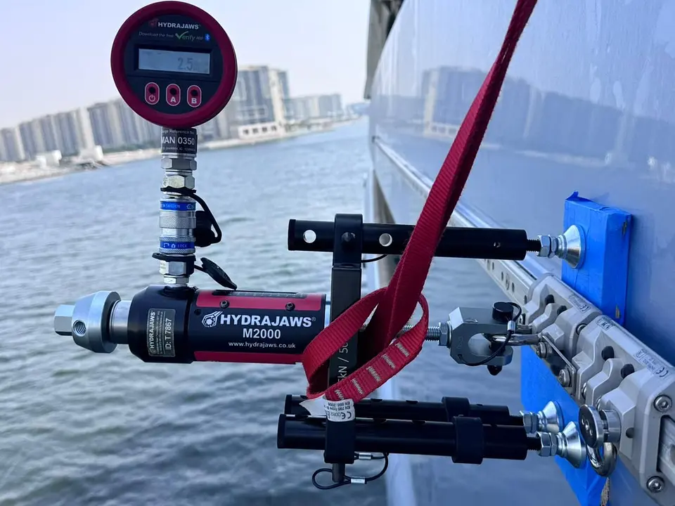 Harken Access Rail System – Pull-Out Testing | Yacht, photo 10
