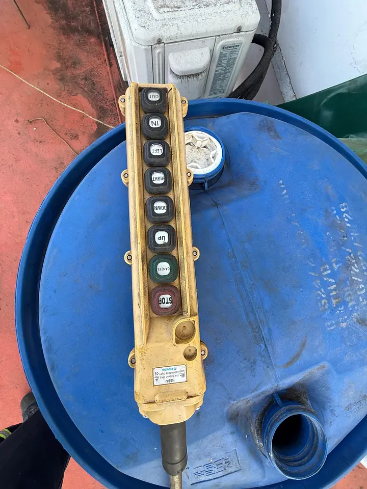 Provision Crane Troubleshooting – Fujairah Anchorage, photo 7