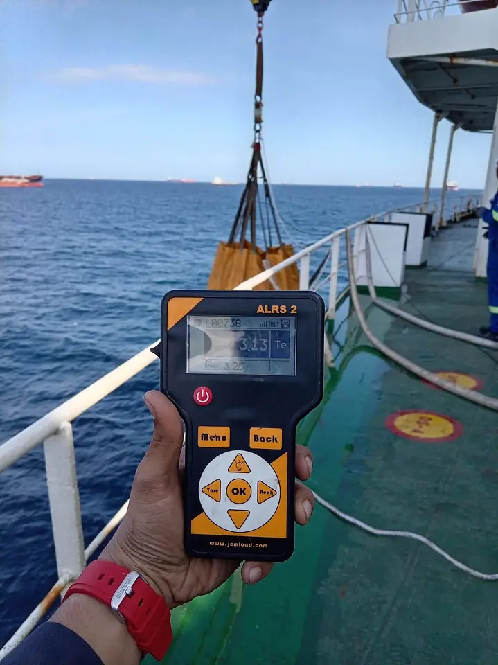 Provision Crane Load Test – Khorfakkan Anchorage, photo 3