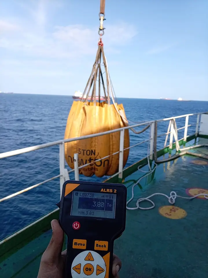 Provision Crane Load Test – Khorfakkan Anchorage, photo 5