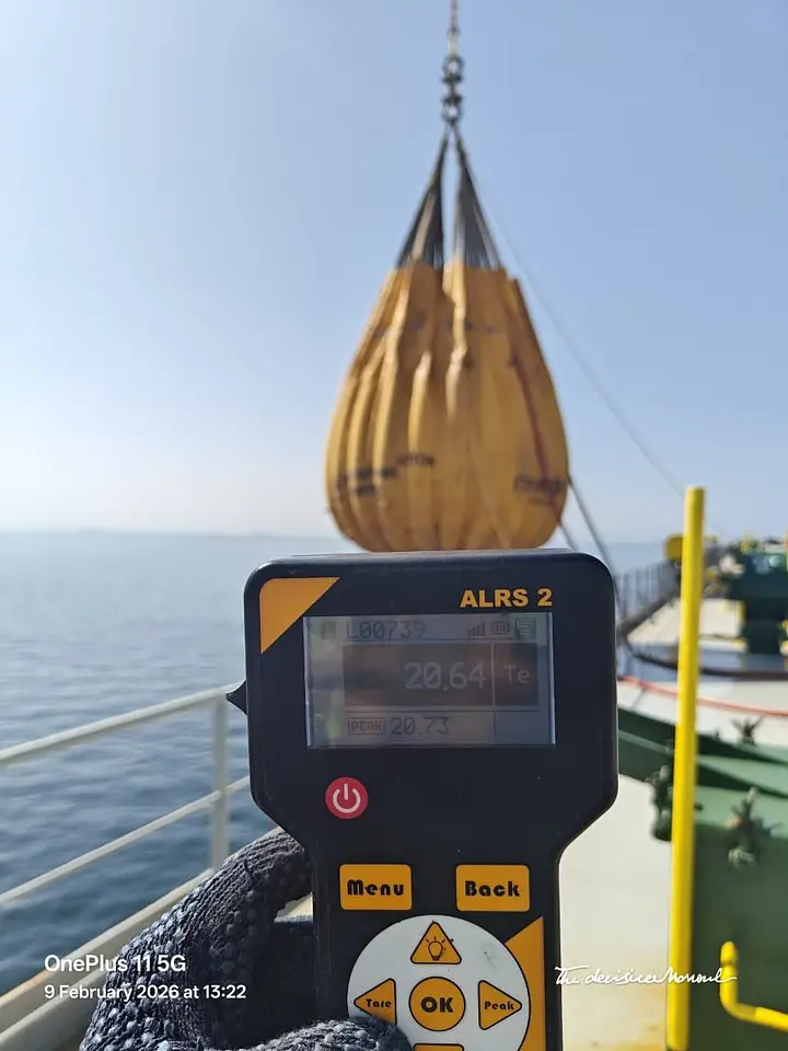 Hose Handling Crane & Lifting Equipment Load Tests – Fujairah Anchorage, photo 7