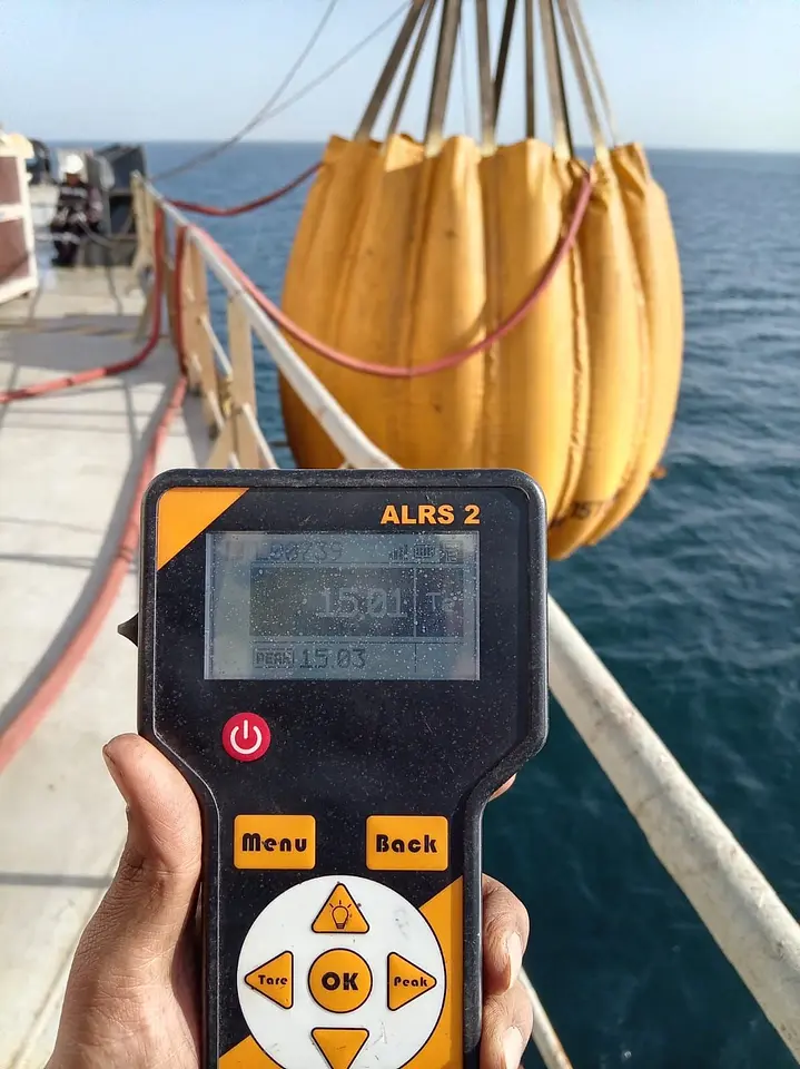 Hose Handling Crane & Lifting Equipment Load Tests – Fujairah Anchorage, photo 12