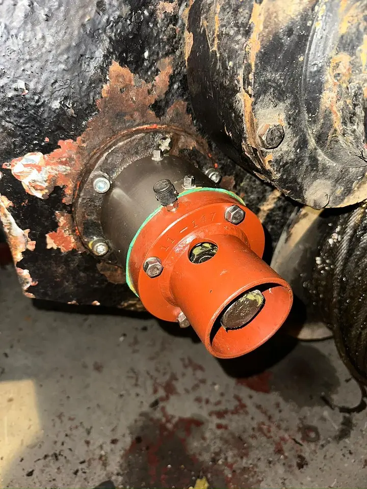 Lifeboat Winch Cam Clutch Renewal – Khorfakkan Anchorage, photo 2