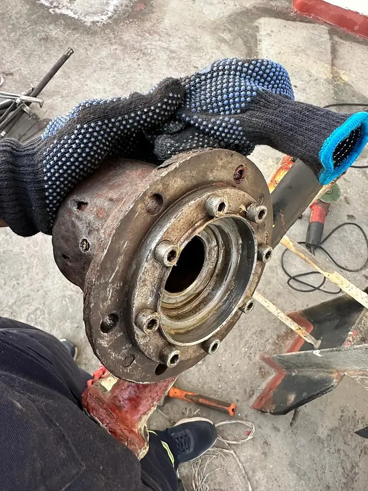 Lifeboat Winch Cam Clutch Renewal – Khorfakkan Anchorage, photo 9