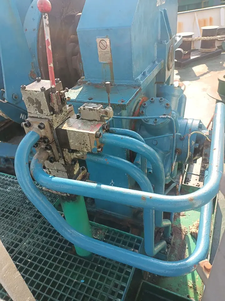AFT MOORING WINCHES, photo 1