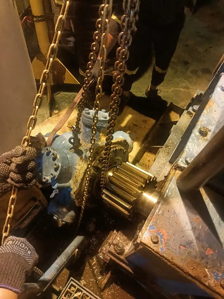AFT MOORING WINCHES, photo 3