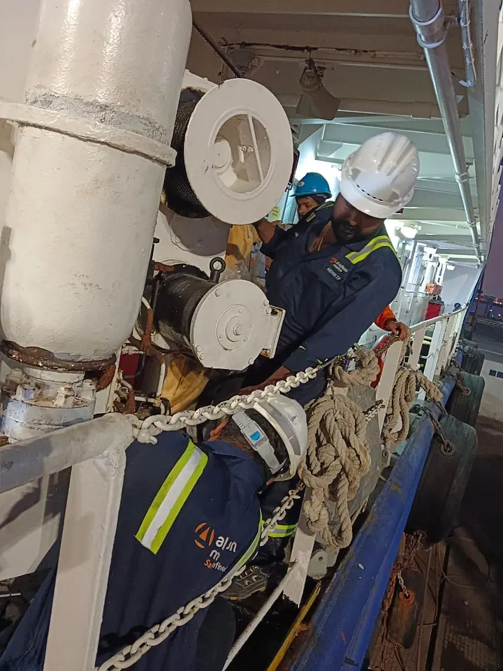 Fast Rescue Boat Davit Accumulator Pipeline Modification, photo 6
