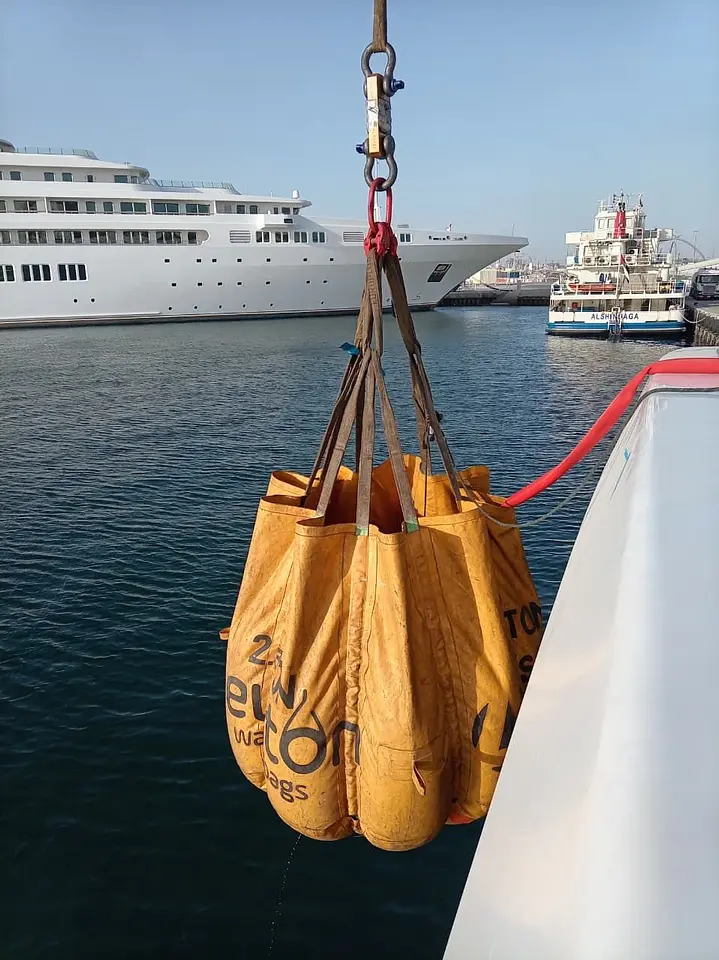 Yacht Deck Crane Load Test & Wire Rope Renewal – Port Rashid, photo 5