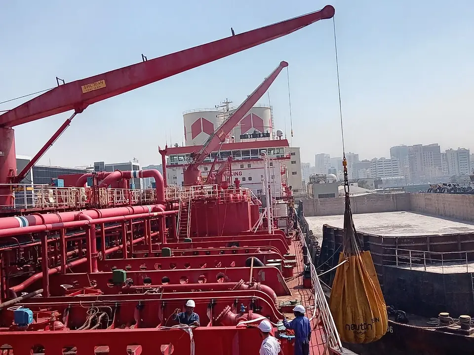 Crane Load Test & Annual Inspection – Khalid Port, Sharjah, photo 1