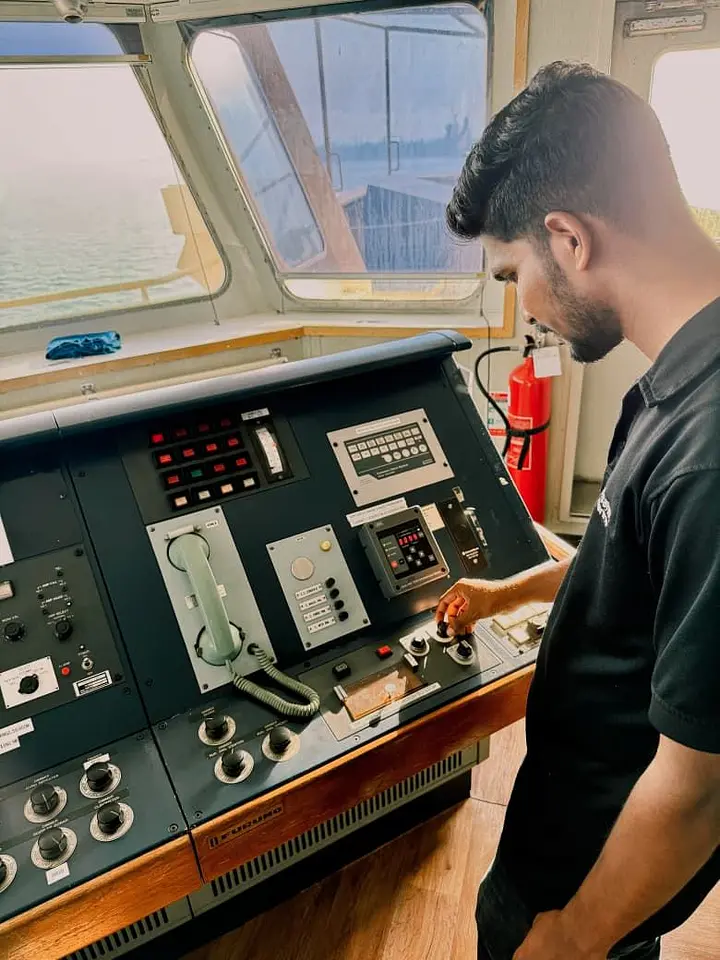 Main Engine Maneuvering System Troubleshooting – Khorfakkan, photo 5