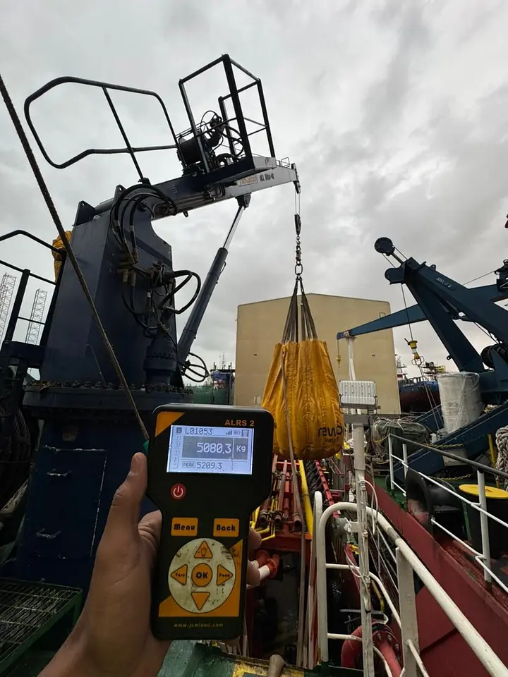 Provisions Crane Load Test – Hamriyah Port, photo 1