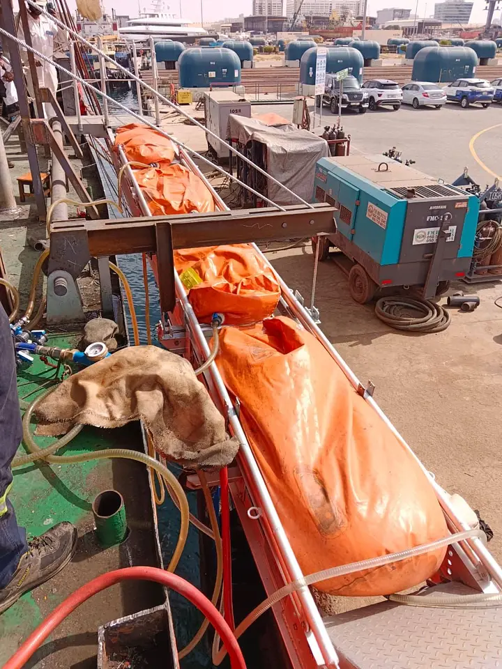 Midship Crane Load test,SWL:2000 Kg & Proof Load tested: 2500 Kg Accommodation Ladder Port & STBD SWL load Test,SWL: 325 kg, photo 7