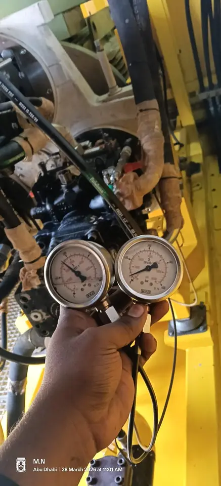 Crane Hoisting & Luffing Pump Gearbox Seal Renewal – Abu Dhabi, photo 2