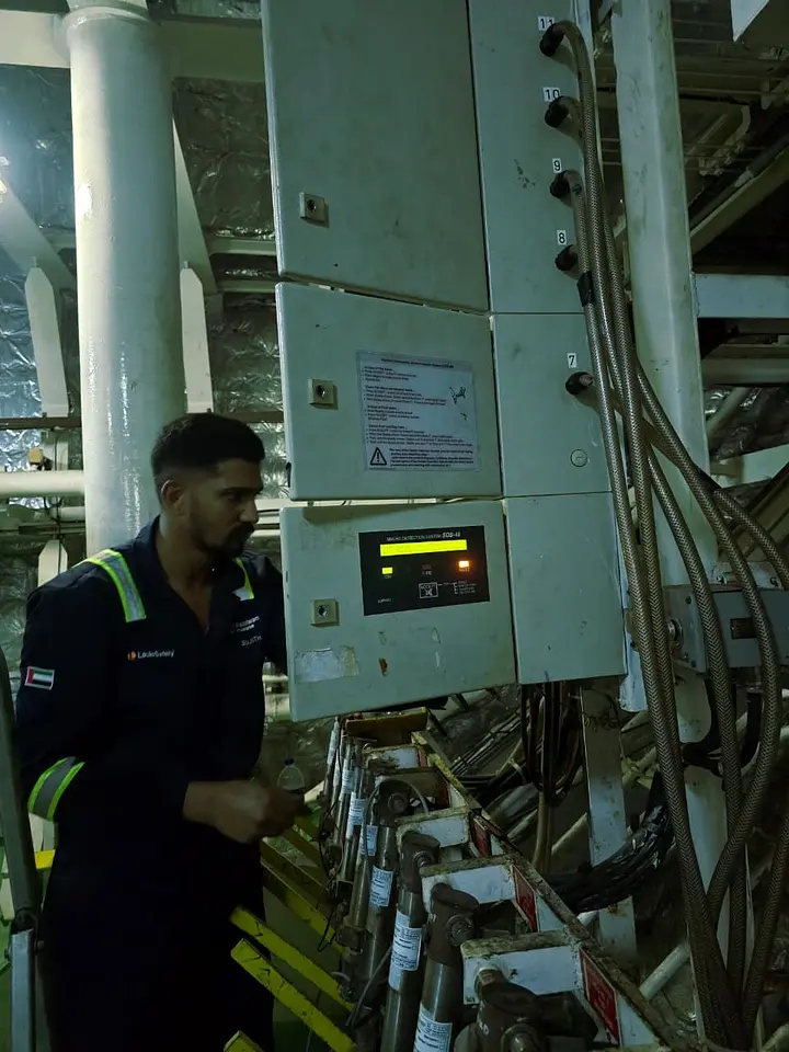Fire Alarm & Cargo Hold Smoke Detection Repair – Salalah, Oman, photo 3