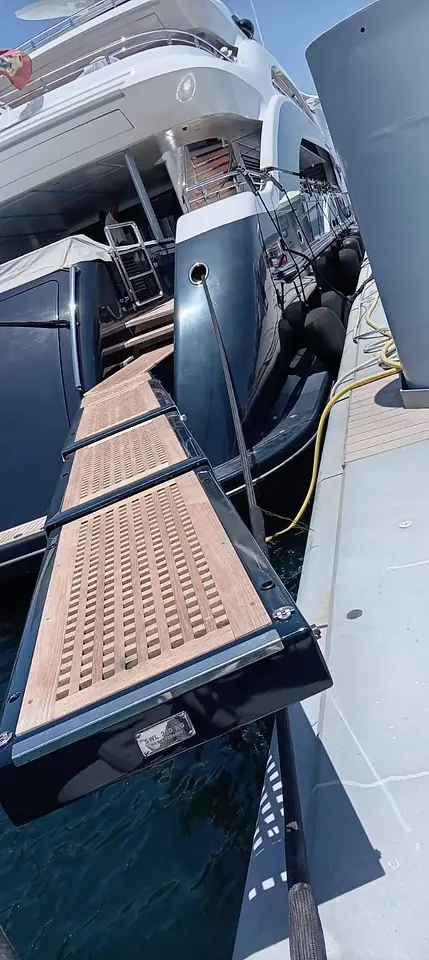 Yacht Passerelle Gangway & Boarding Ladder Load Test – Port Rashid, photo 4