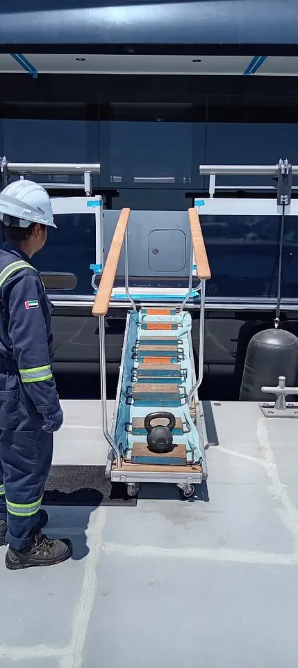 Yacht Passerelle Gangway & Boarding Ladder Load Test – Port Rashid, photo 13