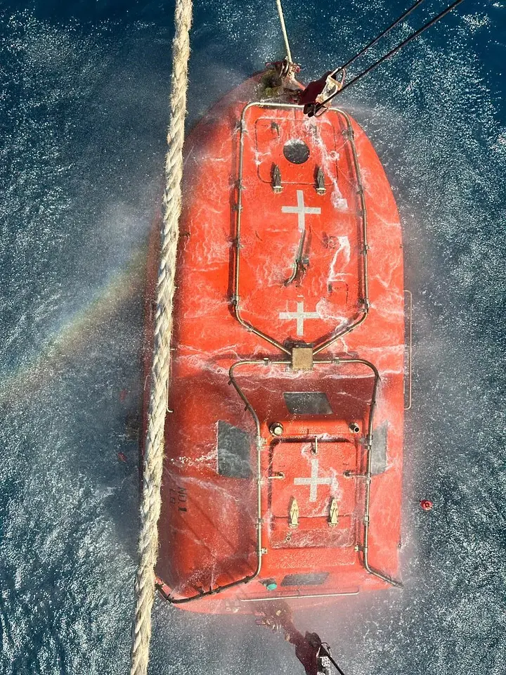 Annual Inspection of Lifeboat Systems – Fujairah Anchorage, photo 4