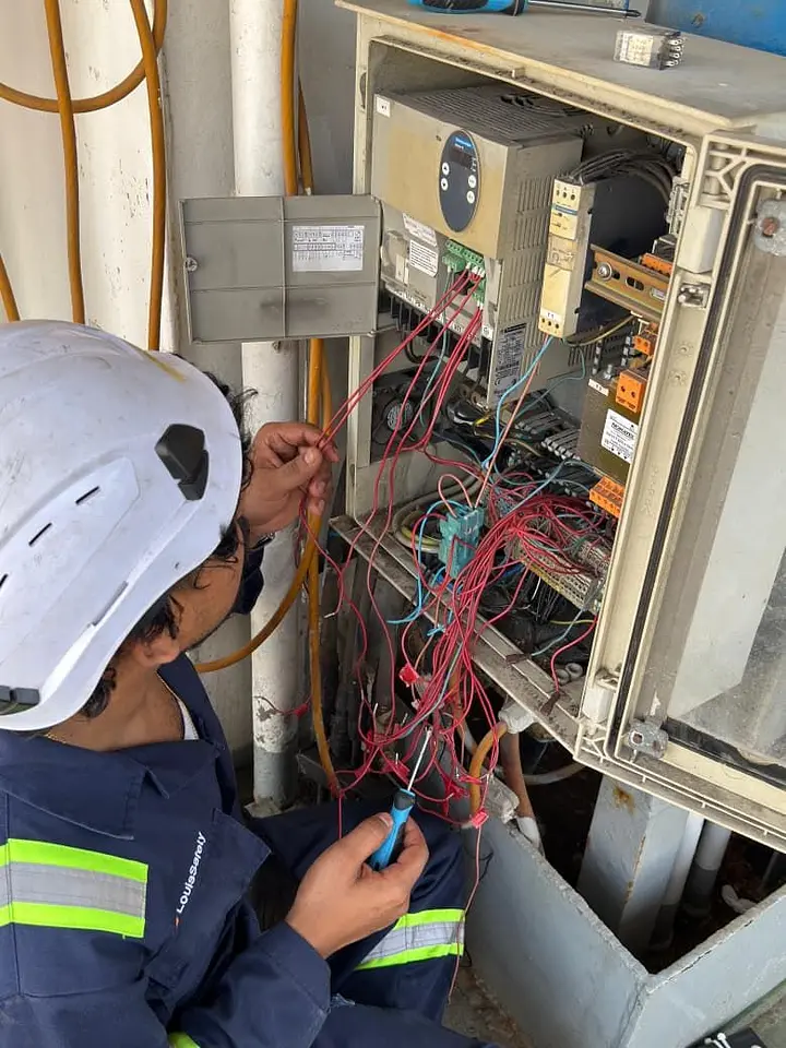 A-Frame Rescue Boat Control Panel Retrofit – RAK Port, photo 7