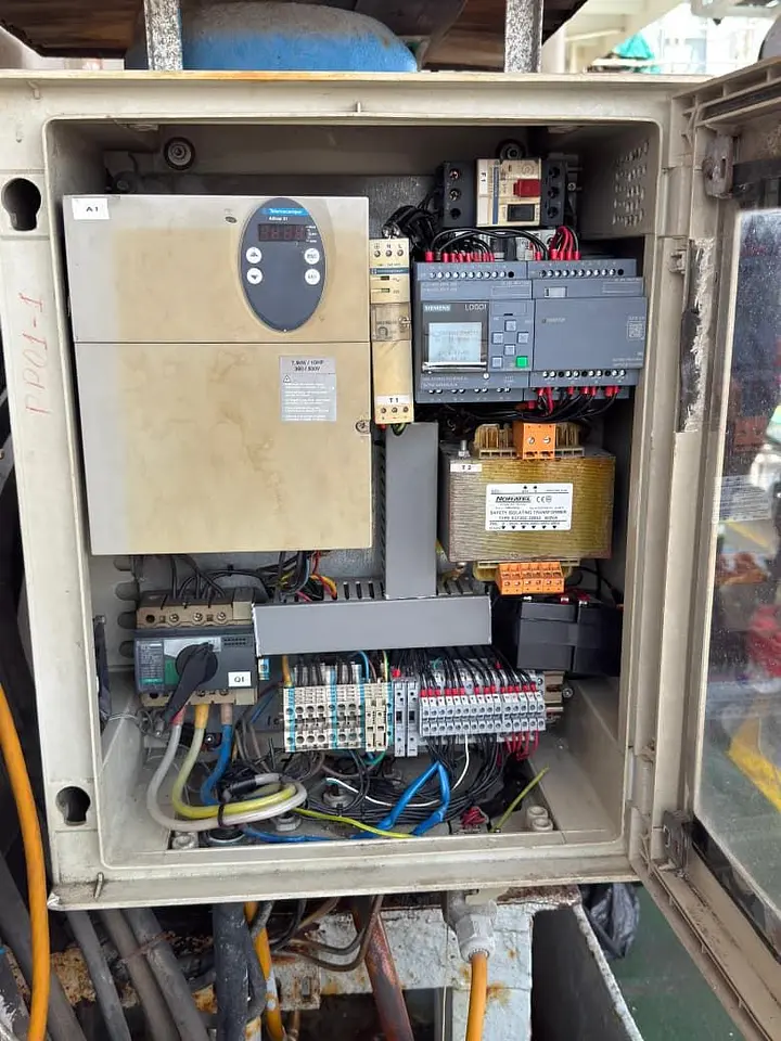 A-Frame Rescue Boat Control Panel Retrofit – RAK Port, photo 11