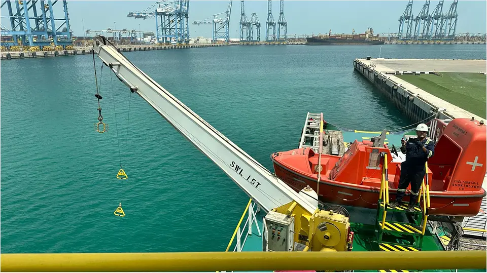 Rescue Boat Annual Inspection – Abu Dhabi, photo 1