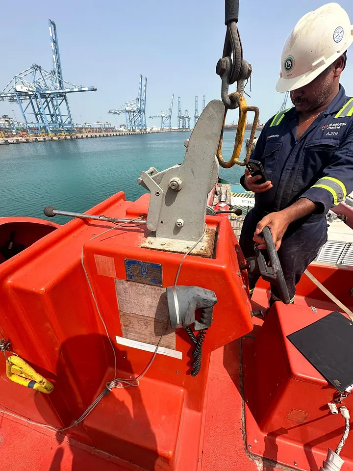Rescue Boat Annual Inspection – Abu Dhabi, photo 3