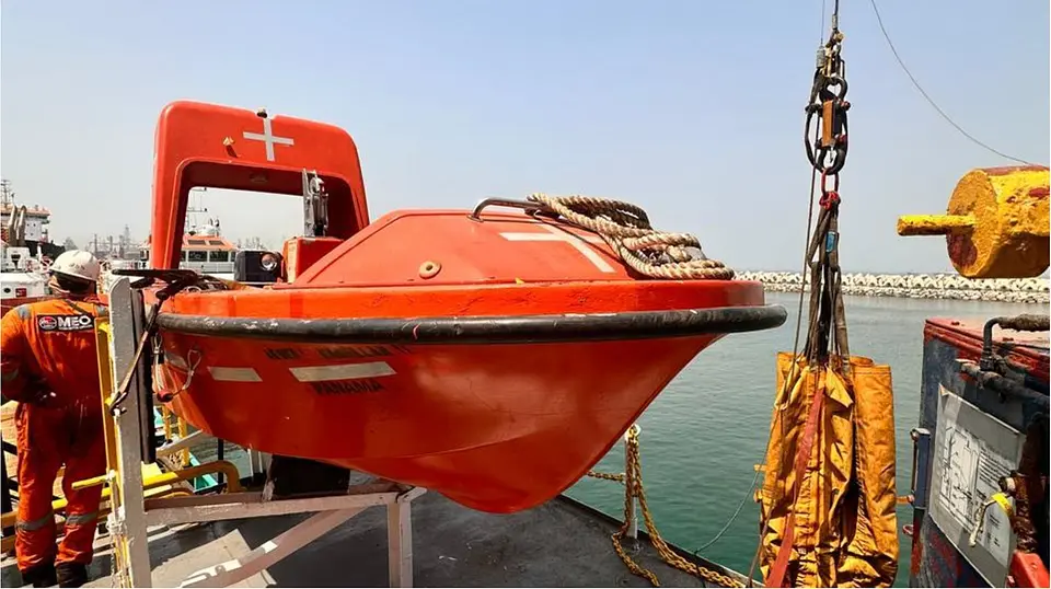 Five-Yearly Inspection of Rescue Boat, Davit & Winch – DMC, photo 1