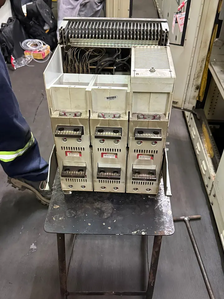 ABB ACB & MCCB Secondary Injection Testing, photo 10