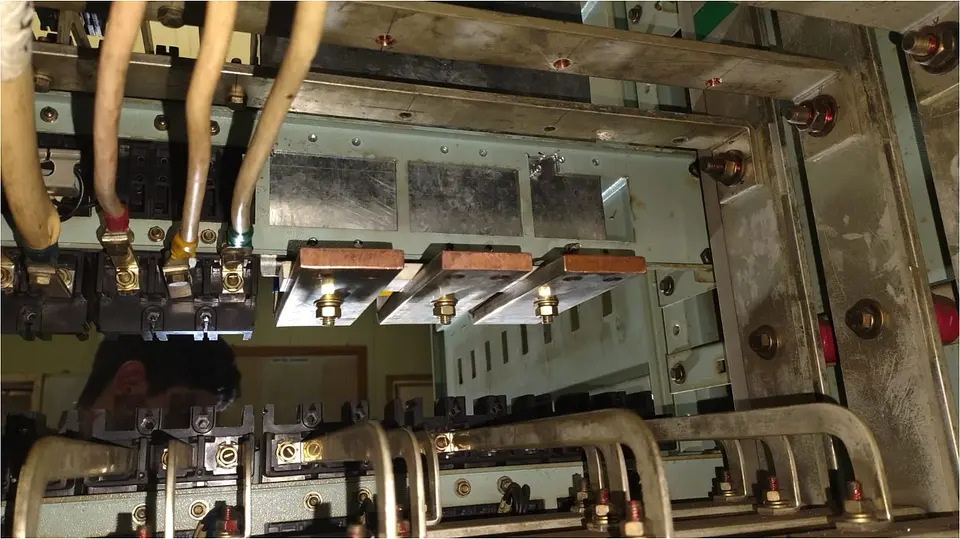 800A MCCB Installation & Main Switchboard Modification, photo 1