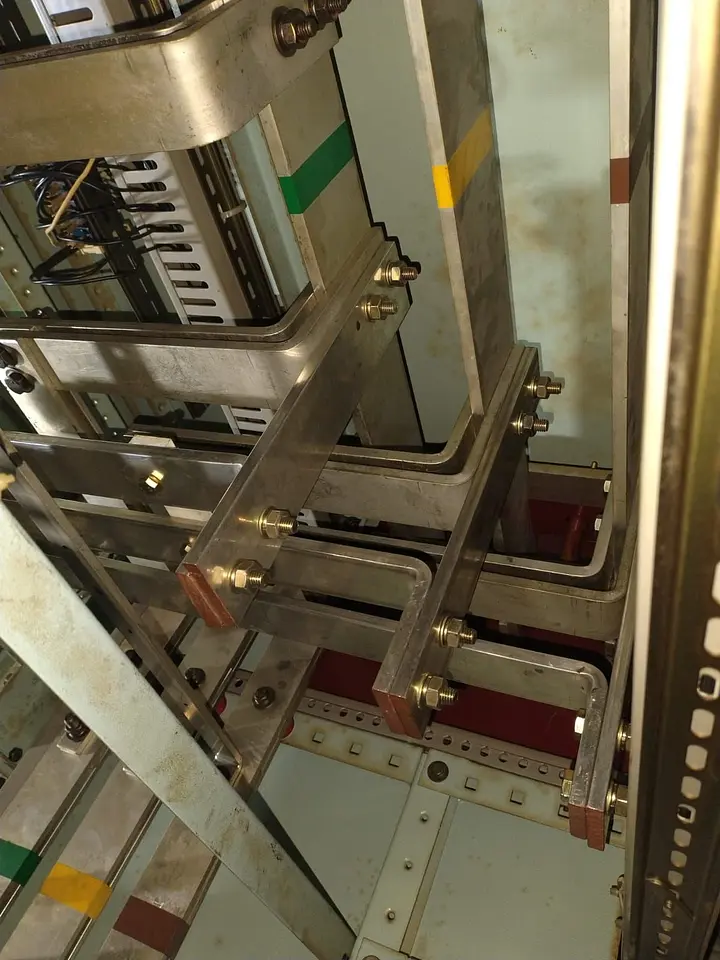 800A MCCB Installation & Main Switchboard Modification, photo 2