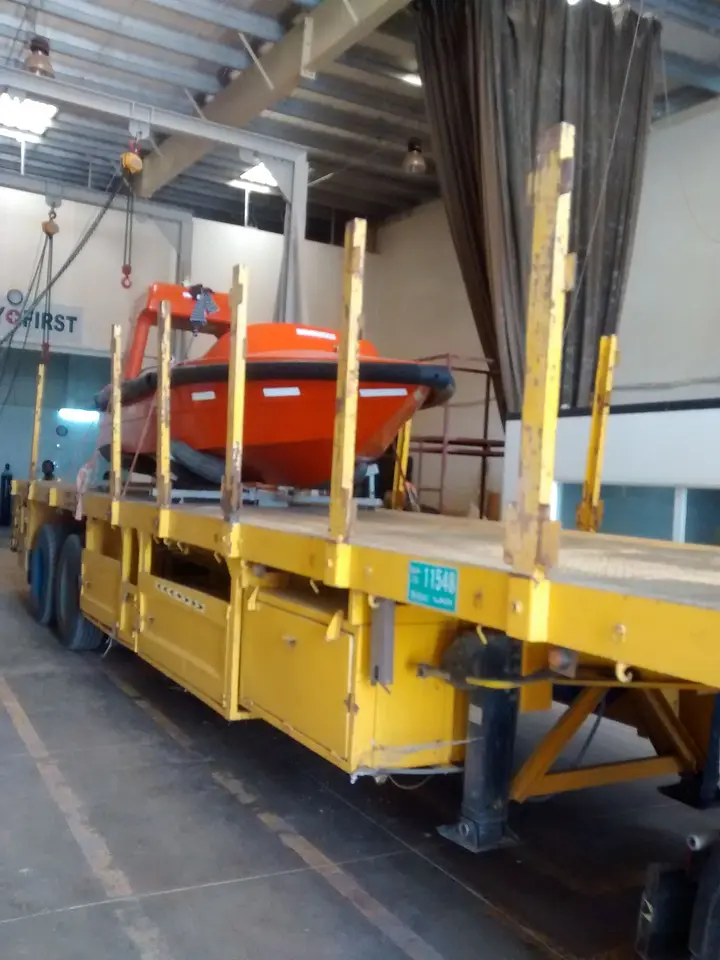 Repairing and painting of Rescue Boats @ workshop, photo 4