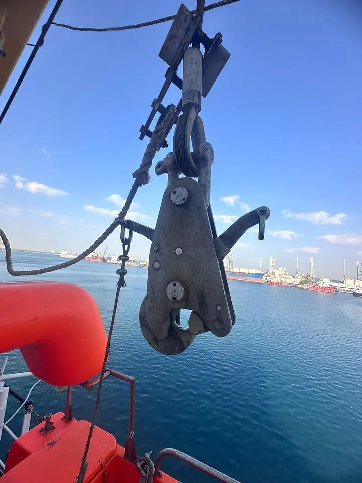 Annual Inspection of Freefall & Rescue Boat including the hydraulic repair work. @ Albwardy Damen, UAE, photo 17