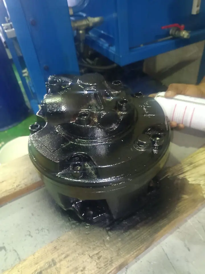 NM1- D31 Hydraulic motor overhauling, system troubleshooting, and system rectified For Rescue boat, photo 7