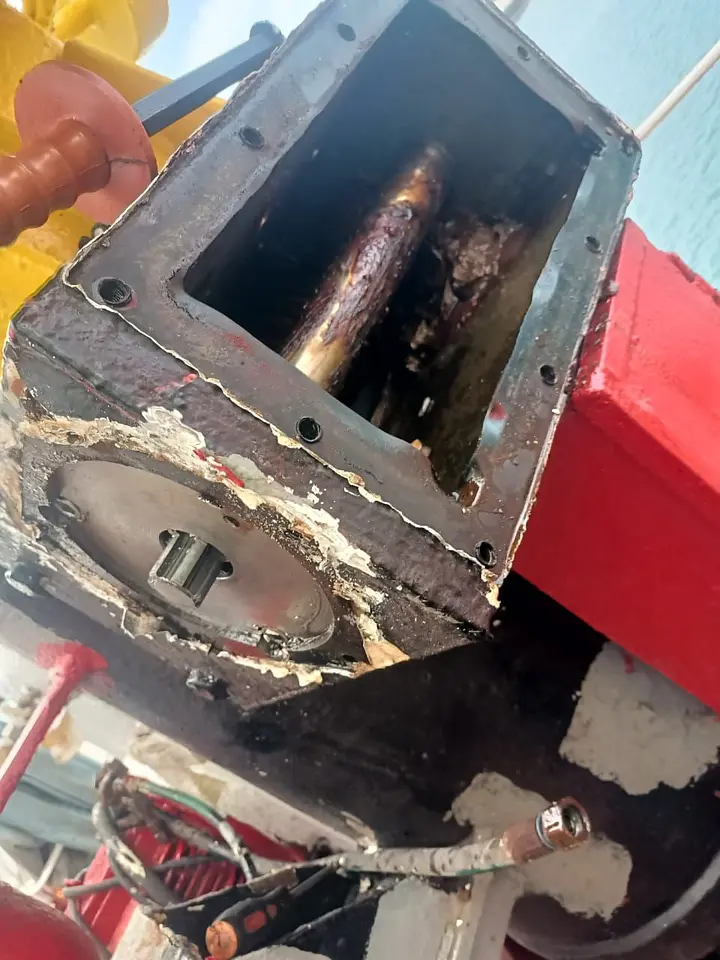 NM1- D31 Hydraulic motor overhauling, system troubleshooting, and system rectified For Rescue boat, photo 16