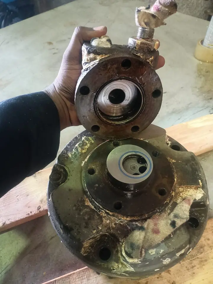 NM1- D31 Hydraulic motor overhauling, system troubleshooting, and system rectified For Rescue boat, photo 14