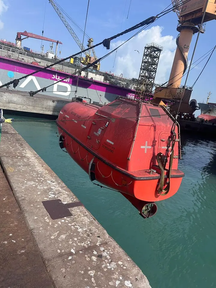 Five Yearly Inspection of Lifeboats @ Duqum Drydocks, Oman, photo 18