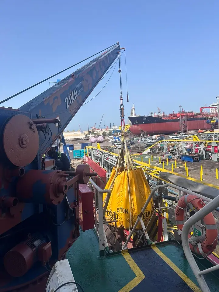 Rescue Boat Davit Load Testing @ Damen, UAE Dynamic Load test: 2264 Kg | Static load test:3225 Kg, photo 2